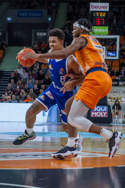 如果西蒙斯 如果西蒙斯