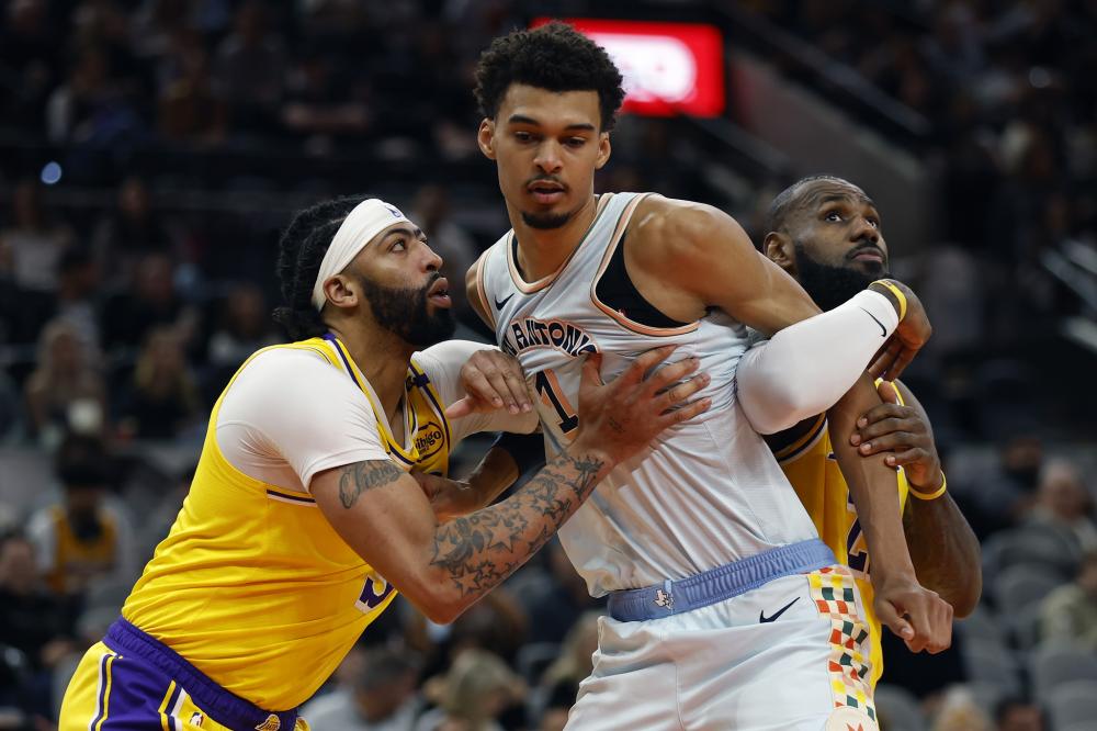 他与久保建 他与久保建